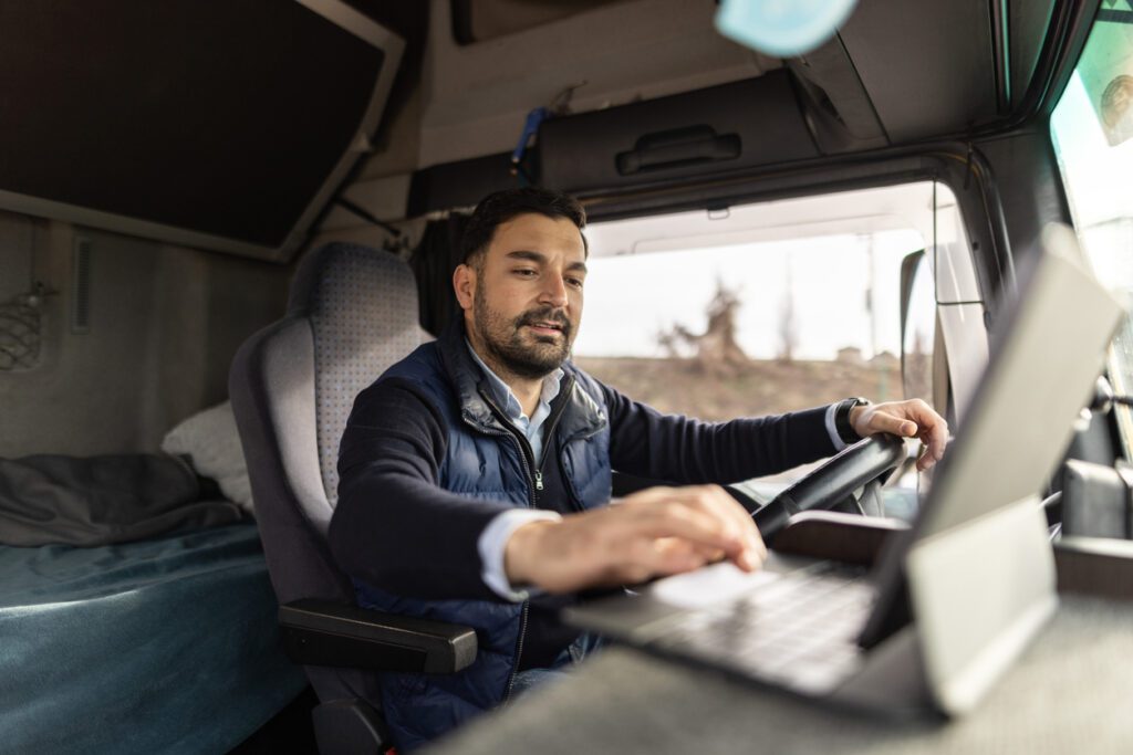 Trucker uses software for delivery businesses to delivery farm feed on time.